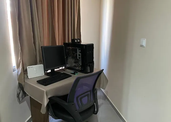 Aretousa - Center Luxury 1 *