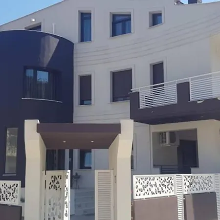 Aretousa - Center Luxury 1 Nea Peramos (Macedonia)