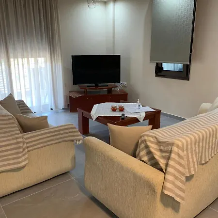 Апартаменты Aretousa - Center Luxury 1 *