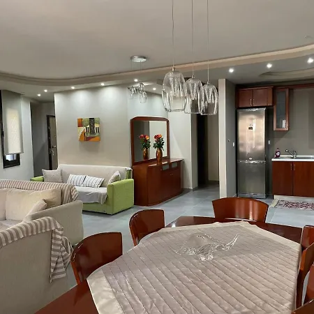 Aretousa - Center Luxury 1