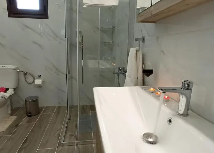 Aretousa - Center Luxury 1 *