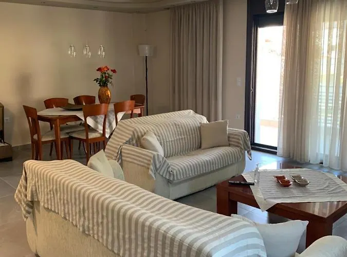 Aretousa - Center Luxury 1 * Néa Péramos