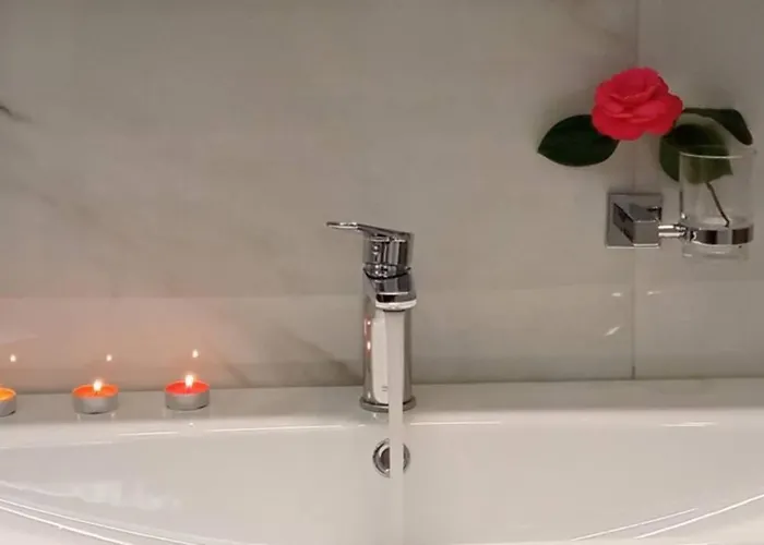 Aretousa - Center Luxury 1 *