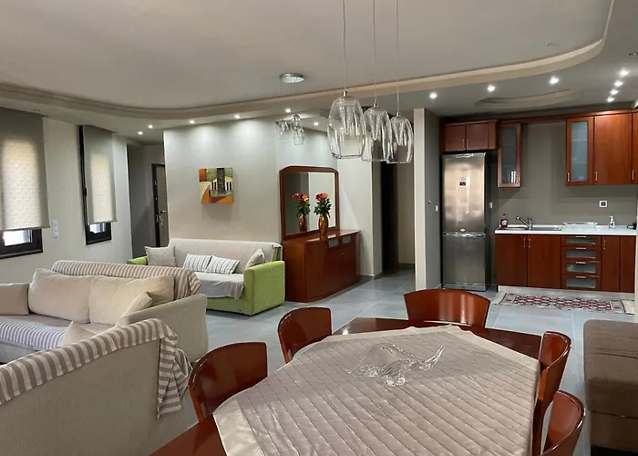 Aretousa - Center Luxury 1